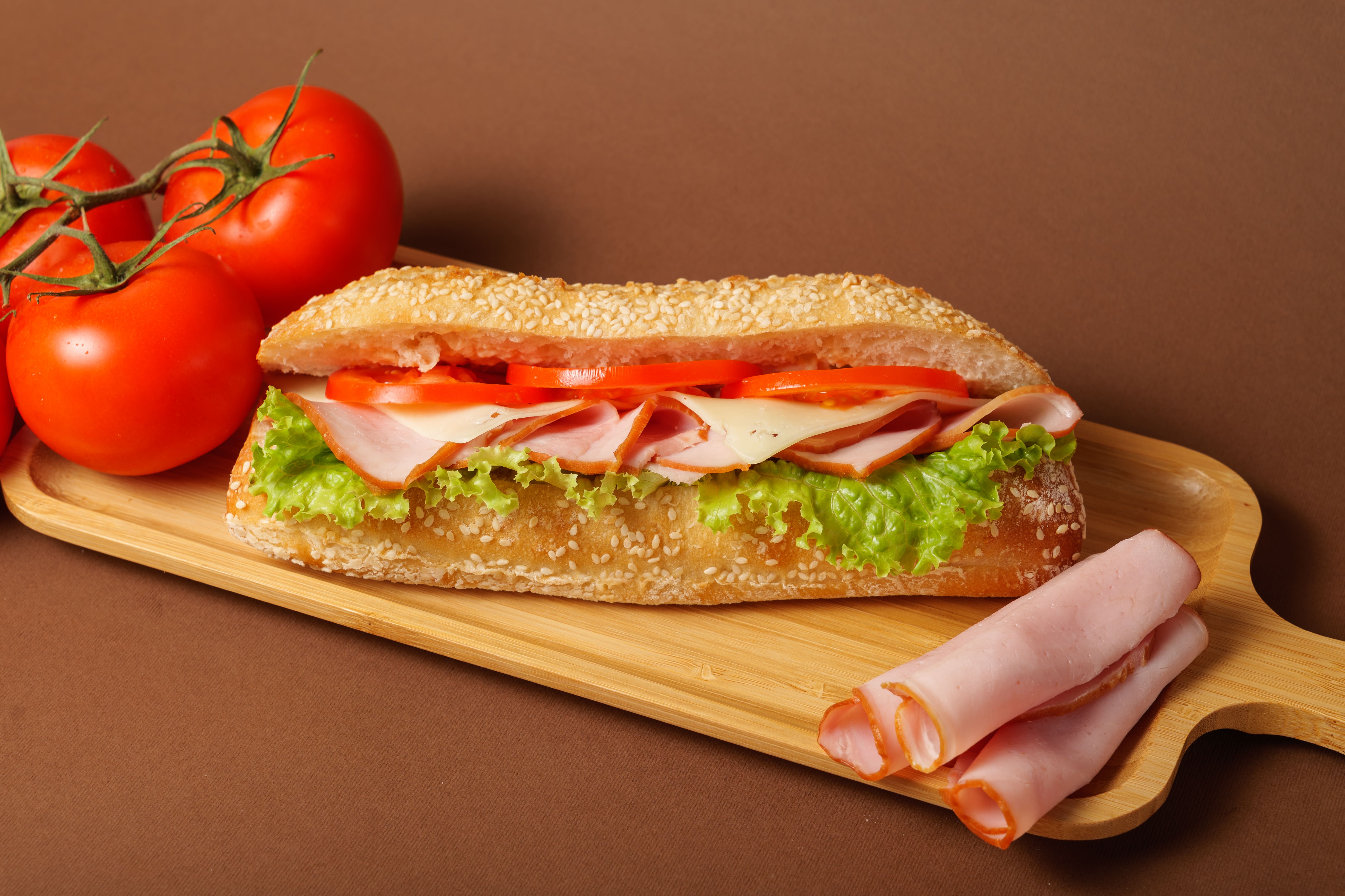 Sandwich cu pastramă - imagine 4